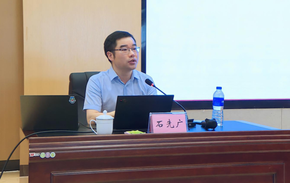 230906宜賓發(fā)展控股集團(tuán)有限公司成功承辦國(guó)資大講堂(第三期)勞動(dòng)用工風(fēng)險(xiǎn)培訓(xùn)-新聞稿264.png 230906宜賓發(fā)展控股集團(tuán)有限公司成功承辦國(guó)資大講堂(第三期)勞動(dòng)用工風(fēng)險(xiǎn)培訓(xùn)-新聞稿264.png